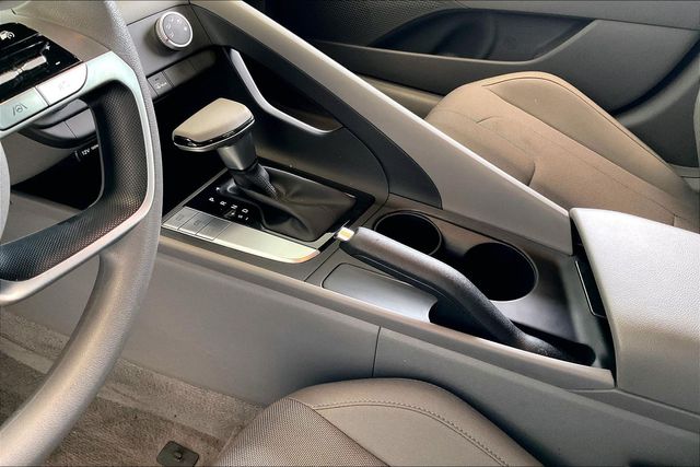 Thumbnail: 2024 Hyundai Elantra - 17
