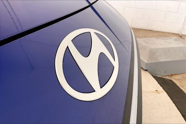Thumbnail: 2024 Hyundai Elantra - 7