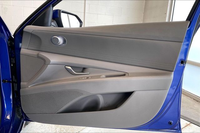 Thumbnail: 2024 Hyundai Elantra - 30