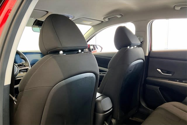 2024 Hyundai Elantra SEL 12