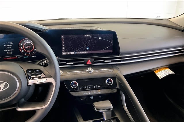 2024 Hyundai Elantra SEL 15
