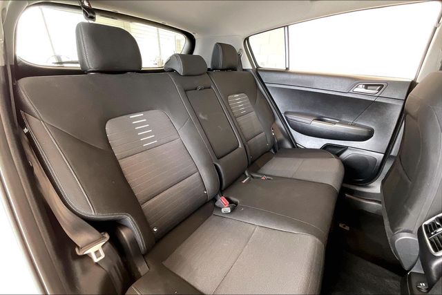 Thumbnail: 2020 Kia Sportage - 25