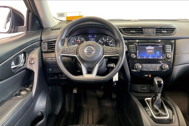 Thumbnail: 2018 Nissan Rogue - 13