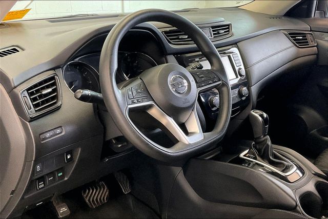 Thumbnail: 2018 Nissan Rogue - 2