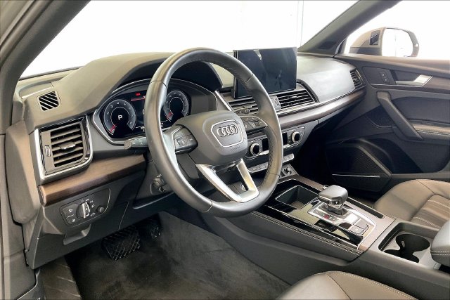 Thumbnail: 2023 Audi Q5 - 2