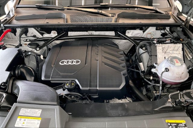 Thumbnail: 2023 Audi Q5 - 9