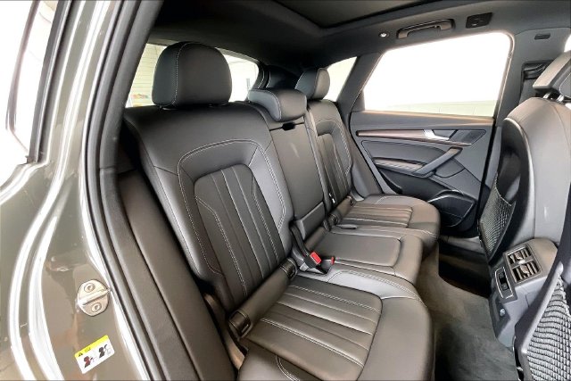 Thumbnail: 2023 Audi Q5 - 25