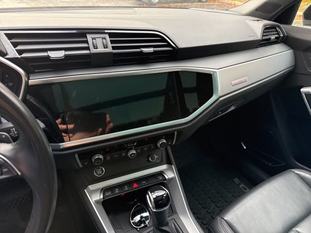 Thumbnail: 2021 Audi Q3 - 14