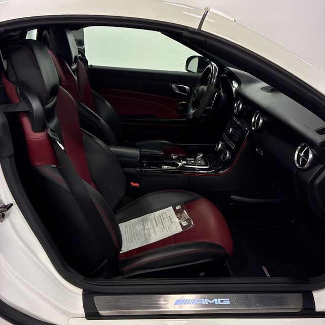 Thumbnail: 2017 Mercedes-Benz SLC - 7