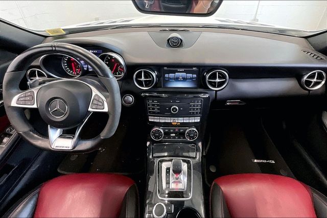 Thumbnail: 2017 Mercedes-Benz SLC - 9