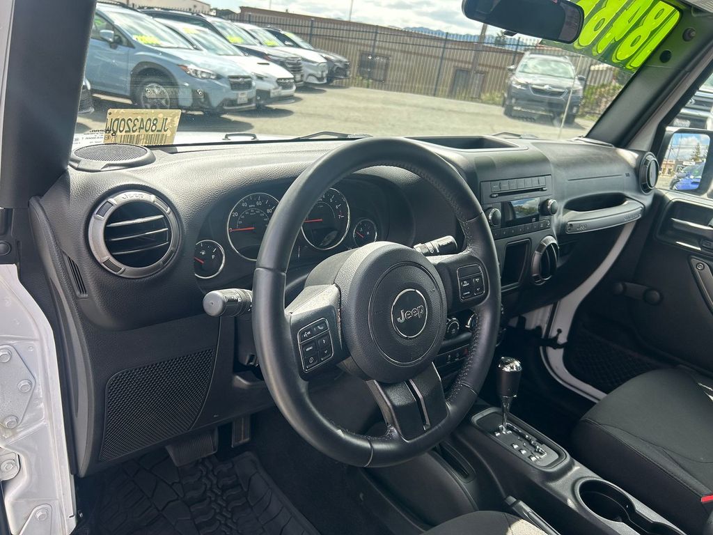 Thumbnail: 2018 Jeep Wrangler - 2