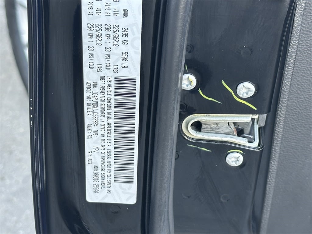 Thumbnail: 2018 Jeep Cherokee - 20