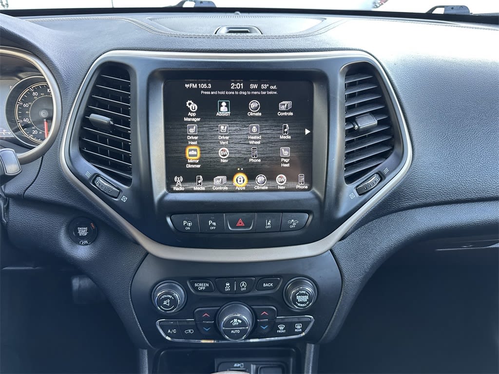 Thumbnail: 2018 Jeep Cherokee - 15