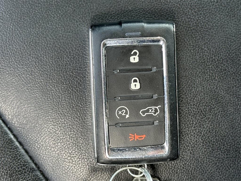 Thumbnail: 2021 Jeep Grand Cherokee L - 17