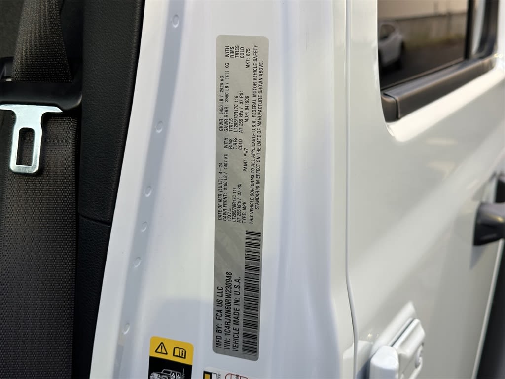 Thumbnail: 2024 Jeep Wrangler - 18