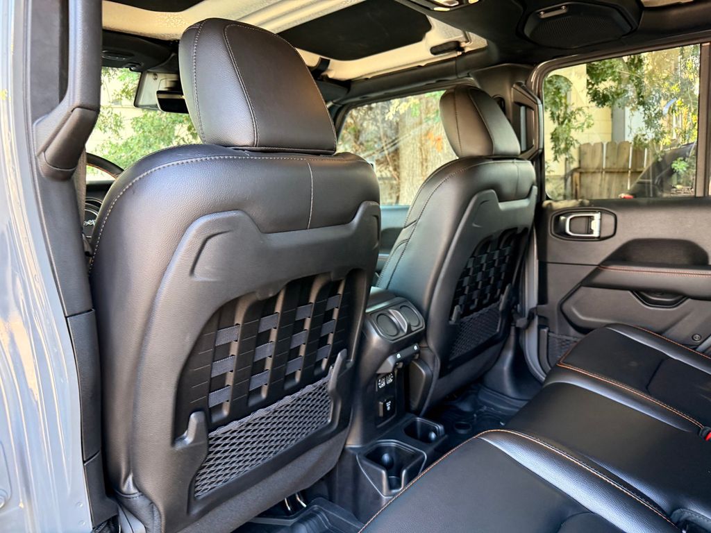 Thumbnail: 2021 Jeep Gladiator - 13