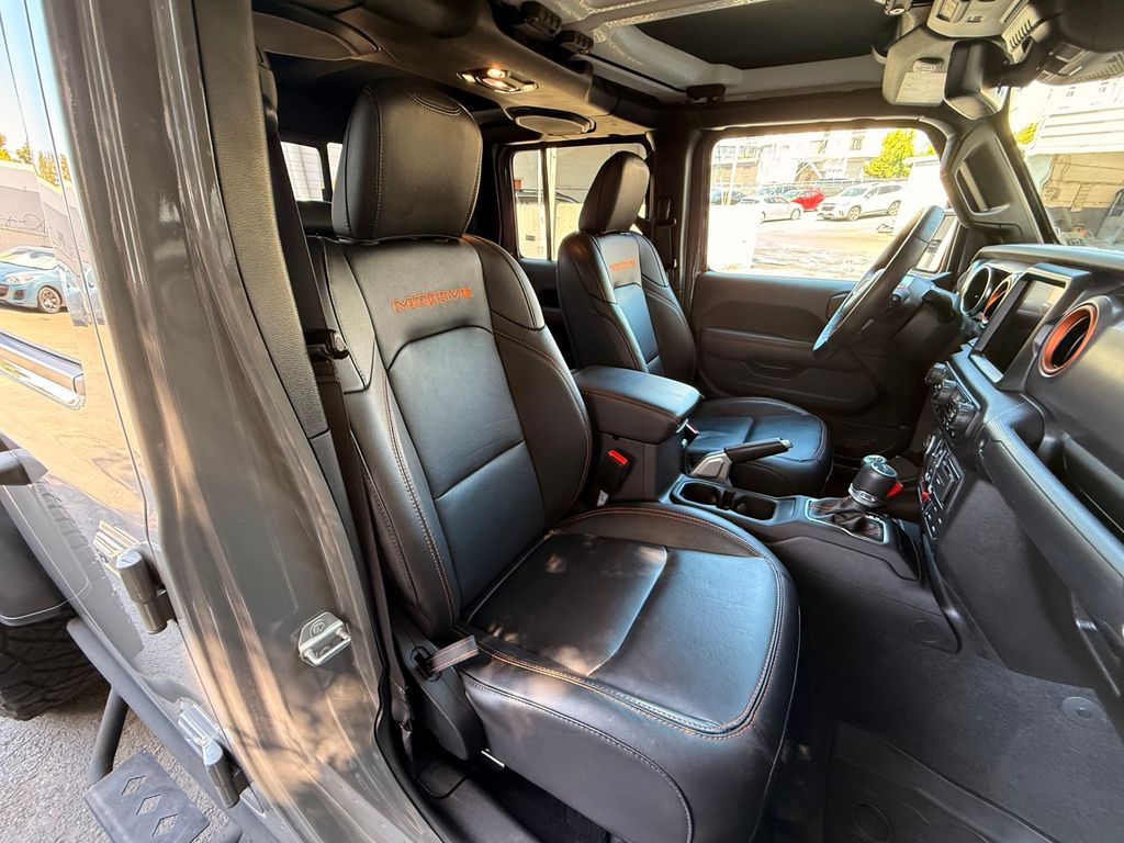 Thumbnail: 2021 Jeep Gladiator - 12