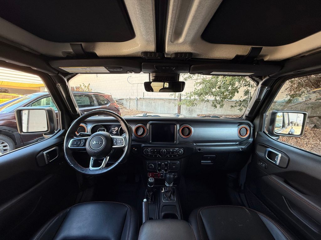 Thumbnail: 2021 Jeep Gladiator - 10