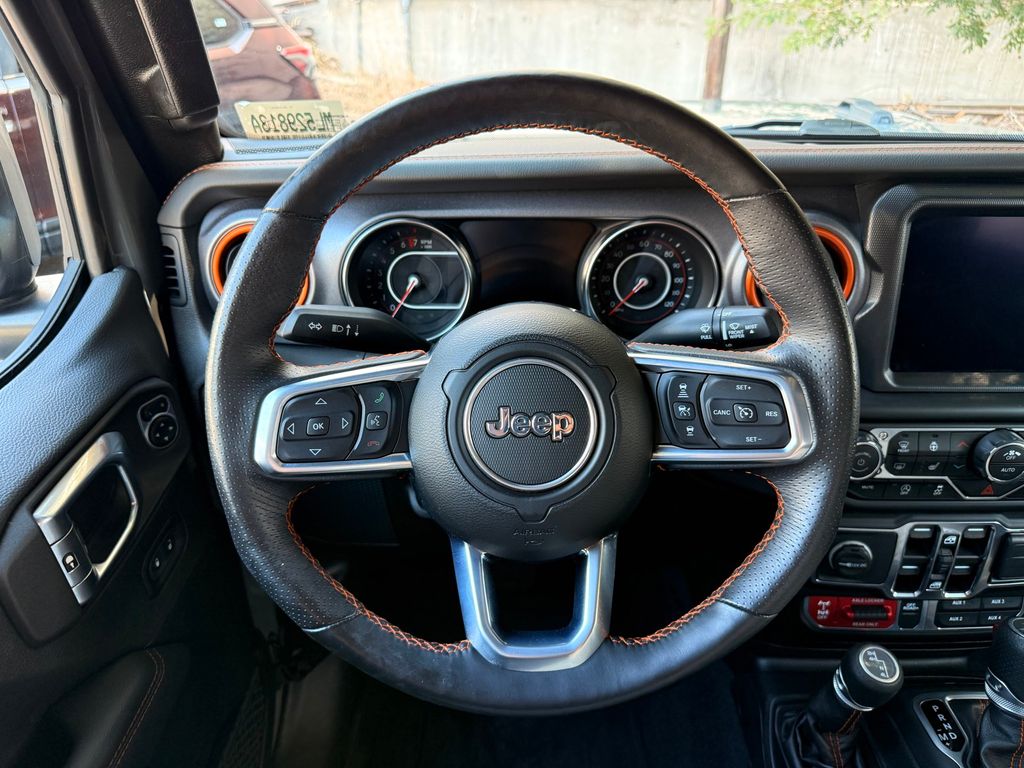 Thumbnail: 2021 Jeep Gladiator - 14