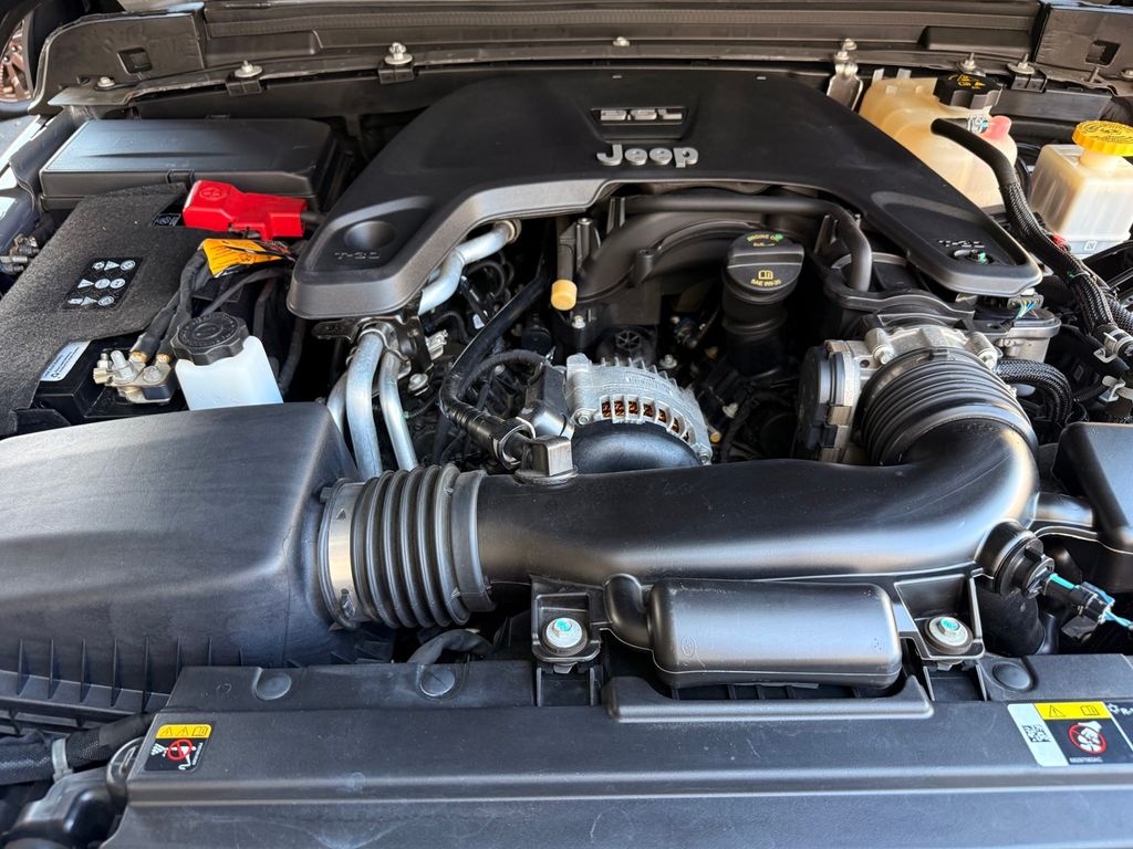 Thumbnail: 2021 Jeep Gladiator - 9