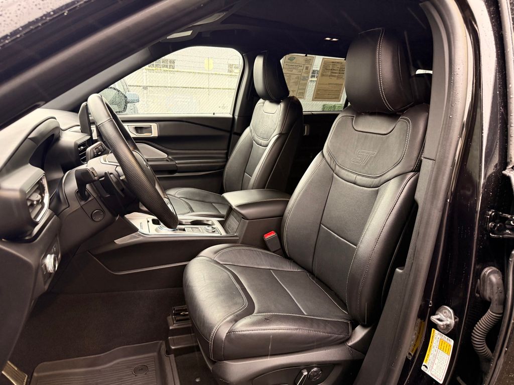 Thumbnail: 2020 Ford Explorer - 10
