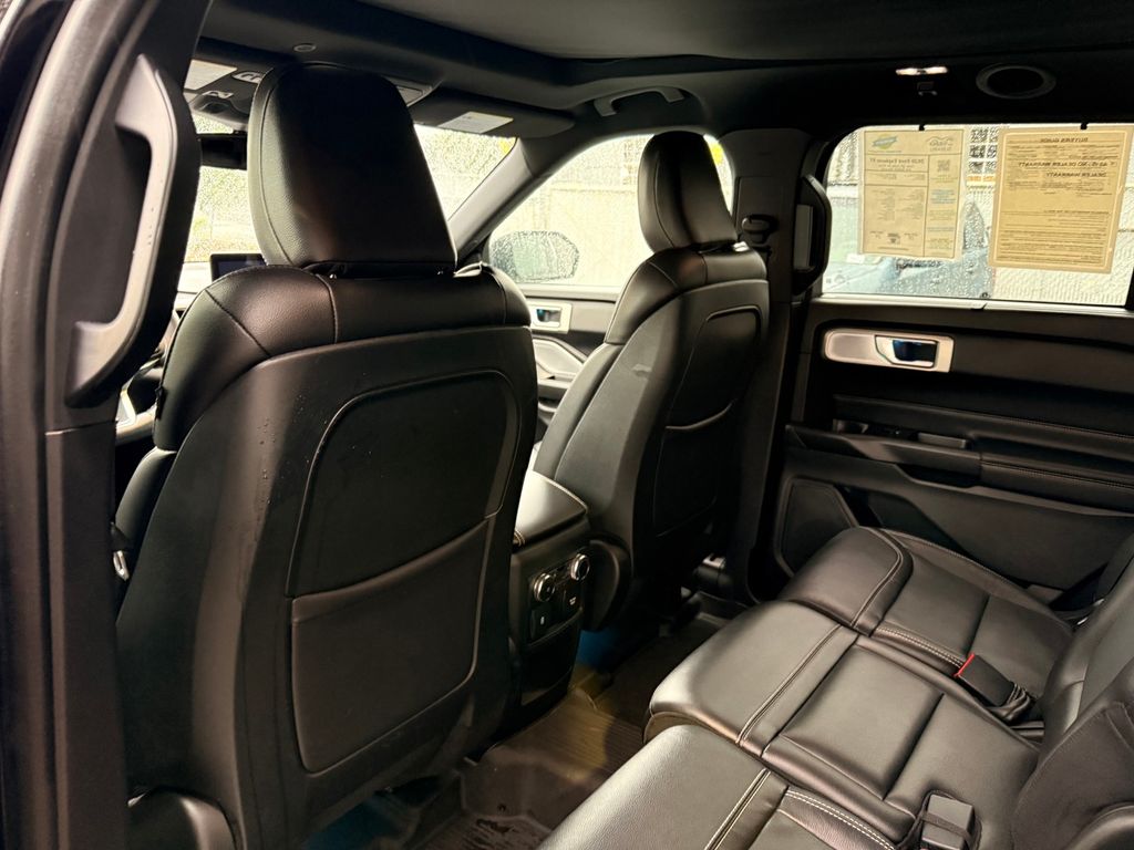 Thumbnail: 2020 Ford Explorer - 12