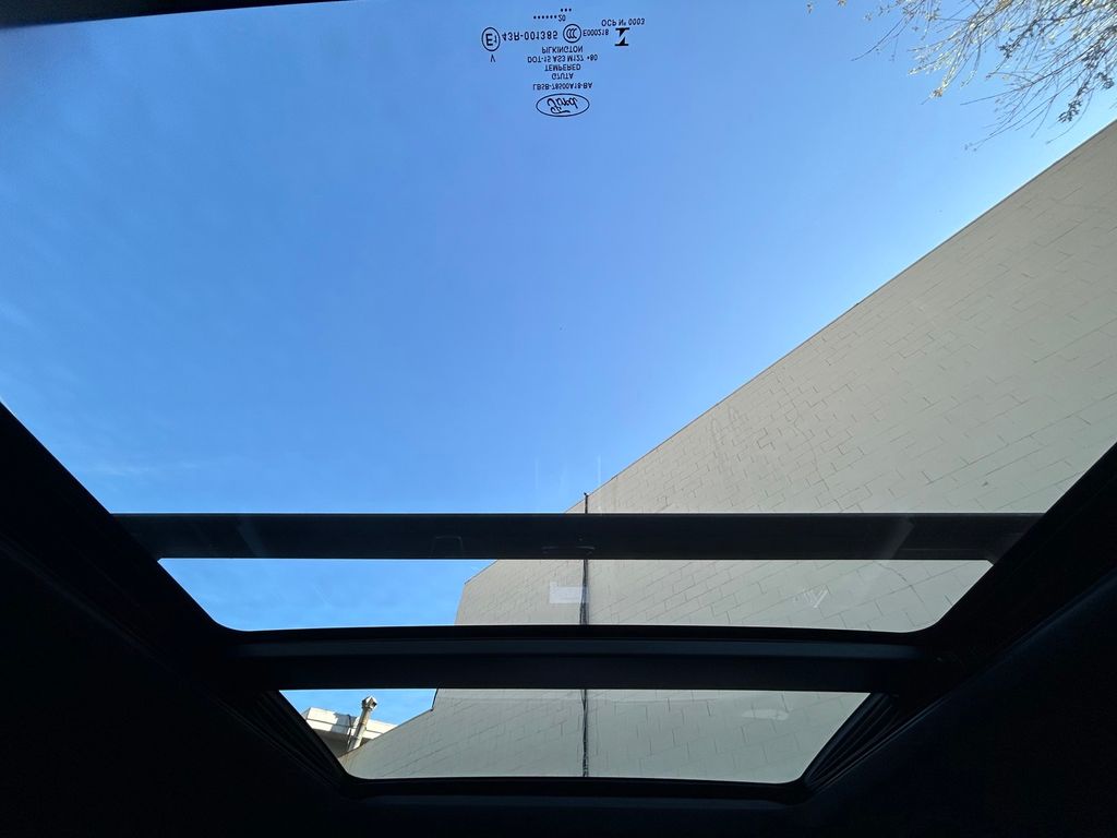 Thumbnail: 2020 Ford Explorer - 19