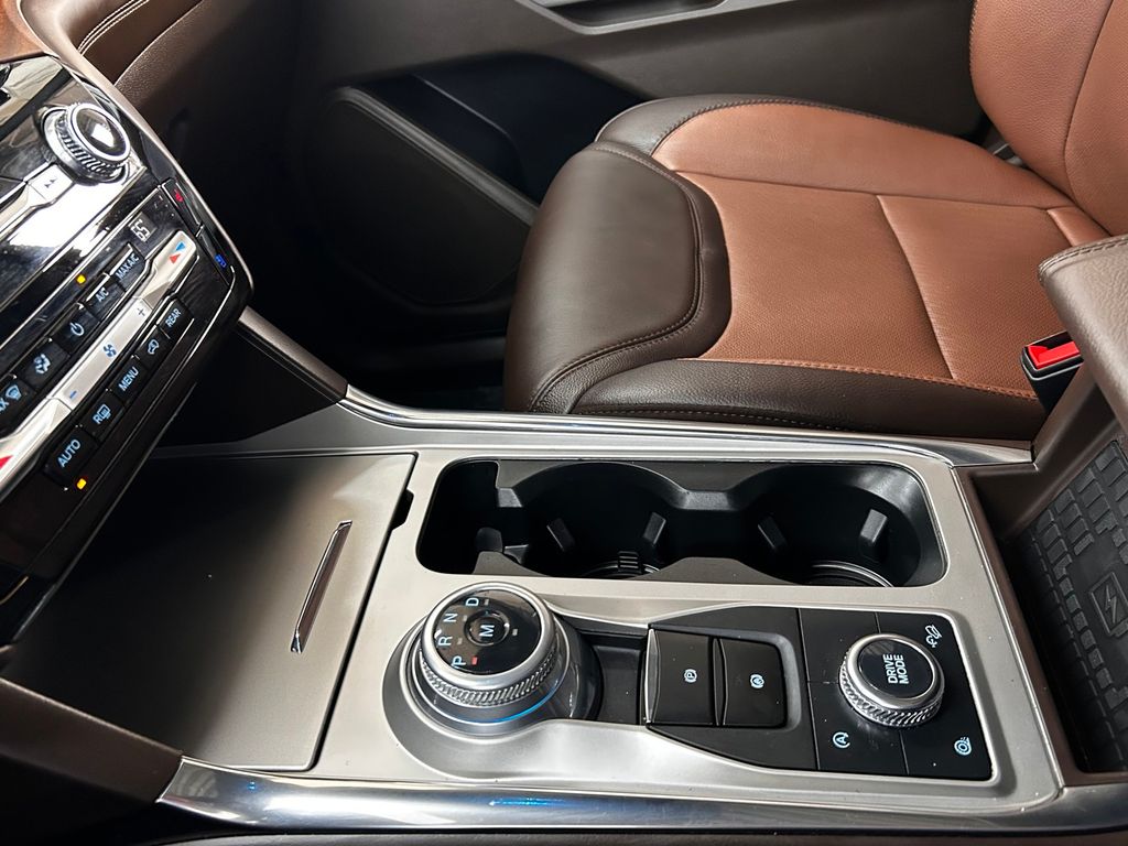 Thumbnail: 2021 Ford Explorer - 15