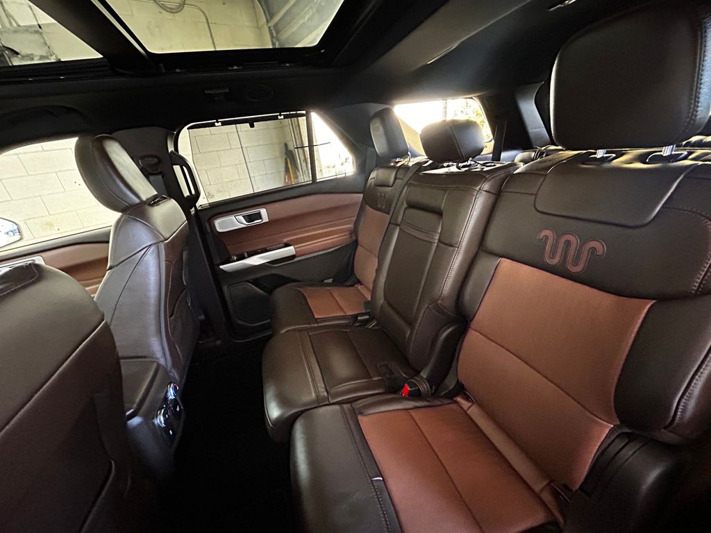 Thumbnail: 2021 Ford Explorer - 21