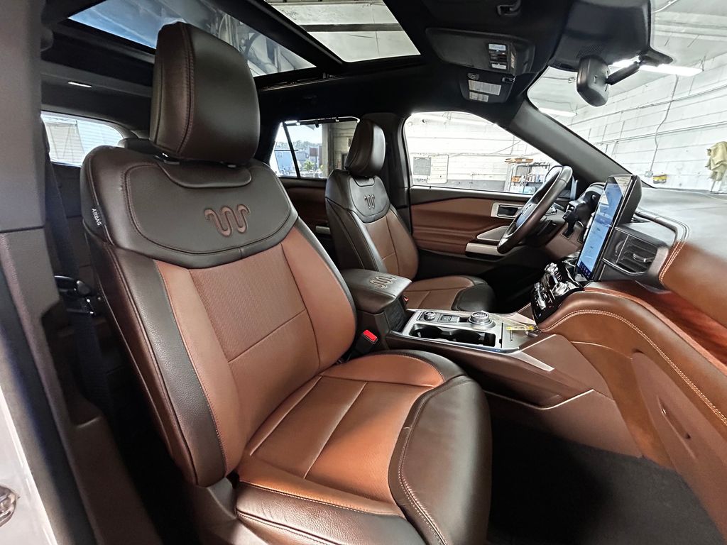 Thumbnail: 2021 Ford Explorer - 11