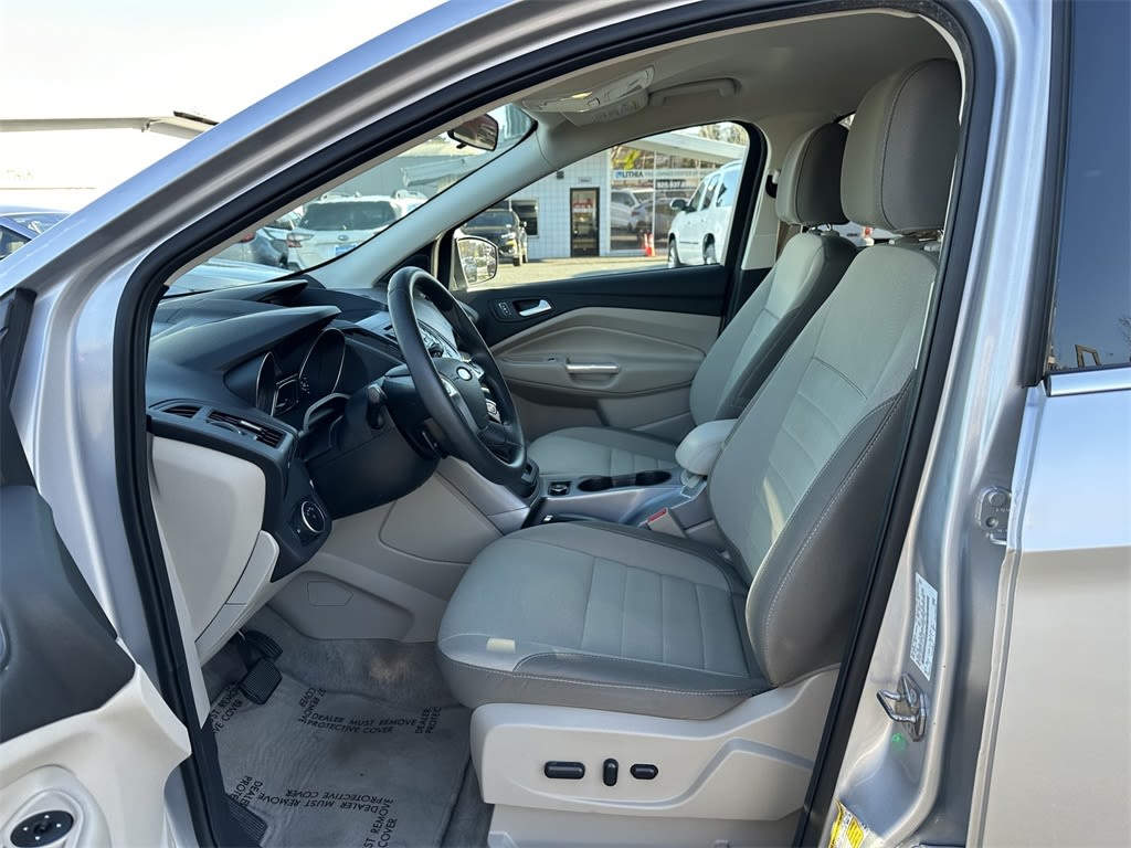 2015 Ford Escape SE 9