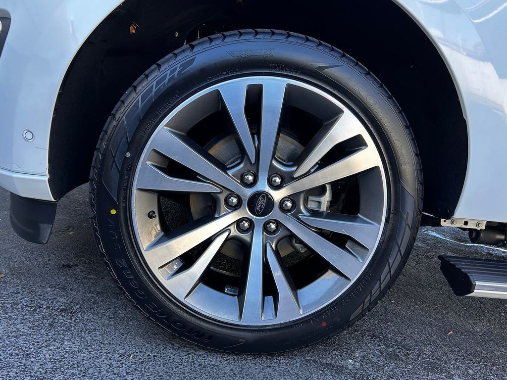 Thumbnail: 2021 Ford Expedition MAX - 8