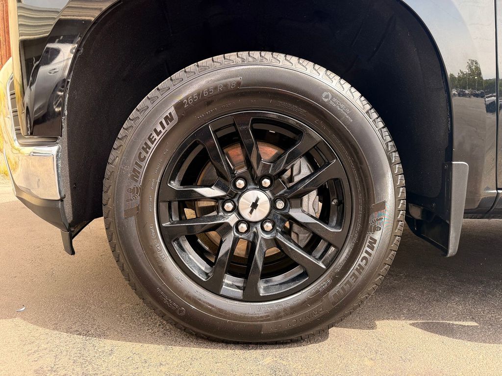 Thumbnail: 2019 Chevrolet Silverado 1500 - 6