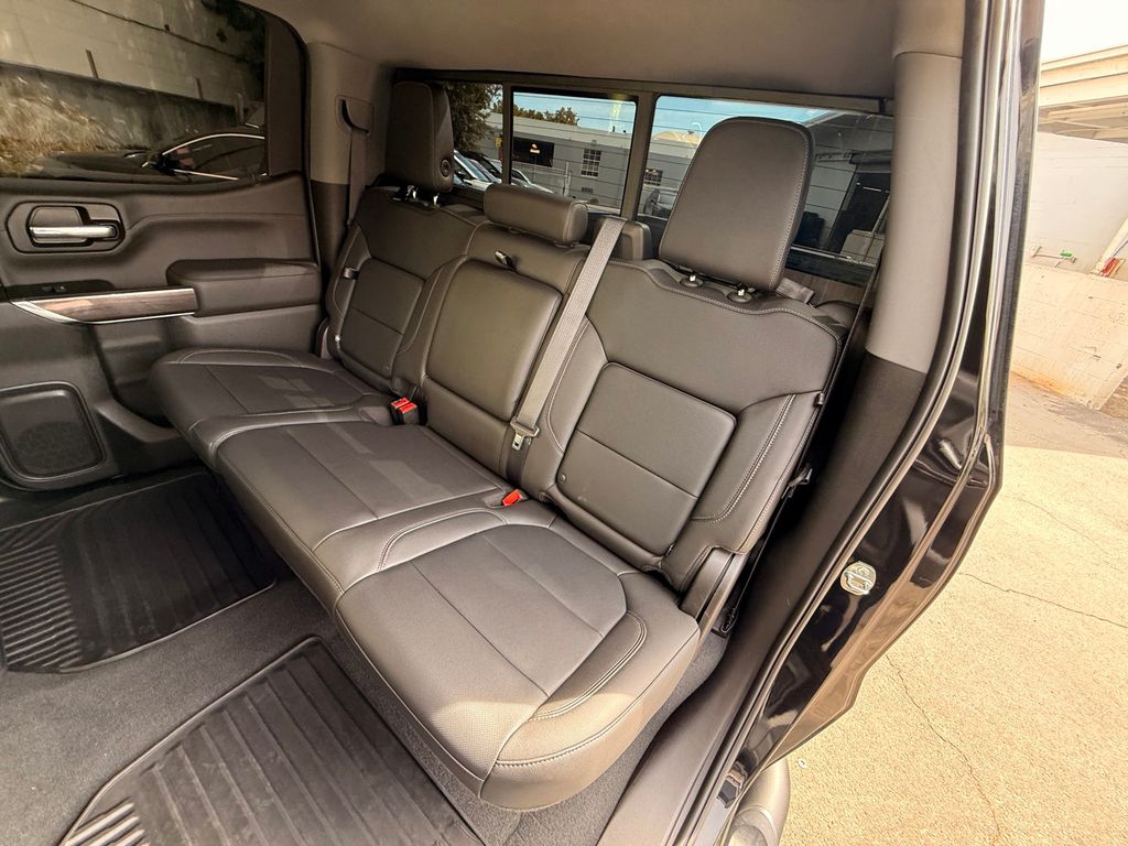 Thumbnail: 2019 Chevrolet Silverado 1500 - 19