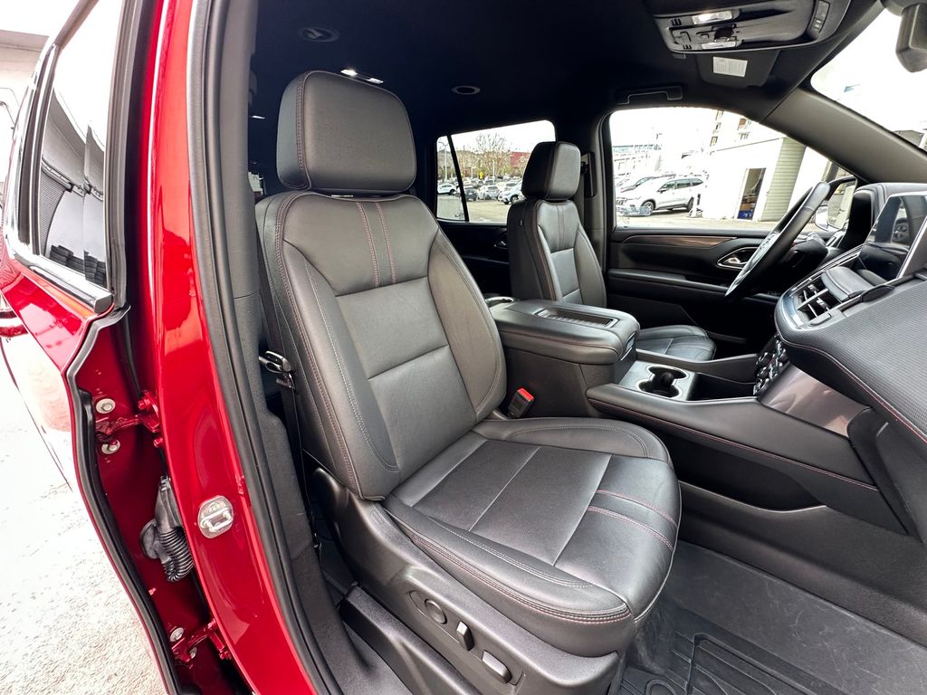 Thumbnail: 2024 Chevrolet Tahoe - 12