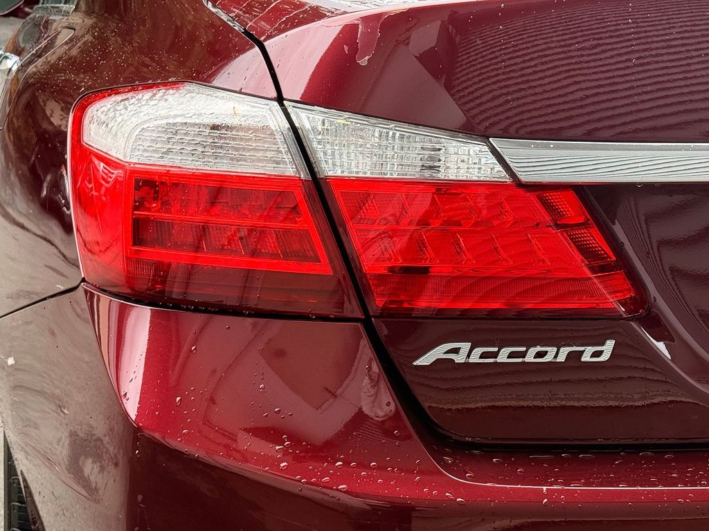 Thumbnail: 2013 Honda Accord - 20