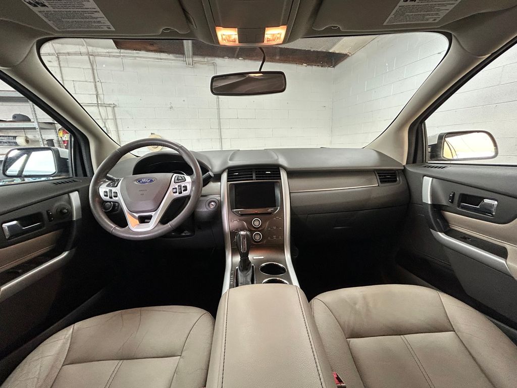 Thumbnail: 2014 Ford Edge - 10