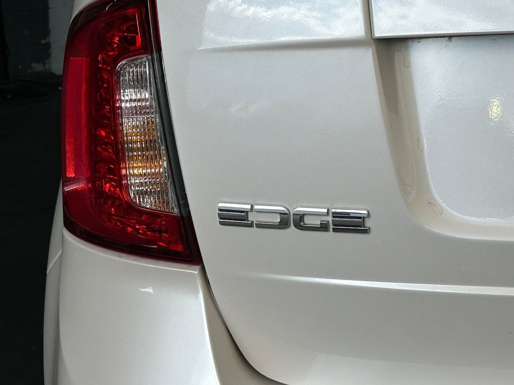 Thumbnail: 2014 Ford Edge - 7