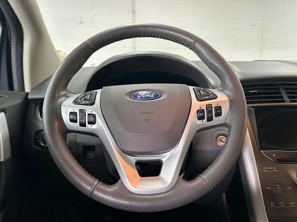 Thumbnail: 2014 Ford Edge - 14