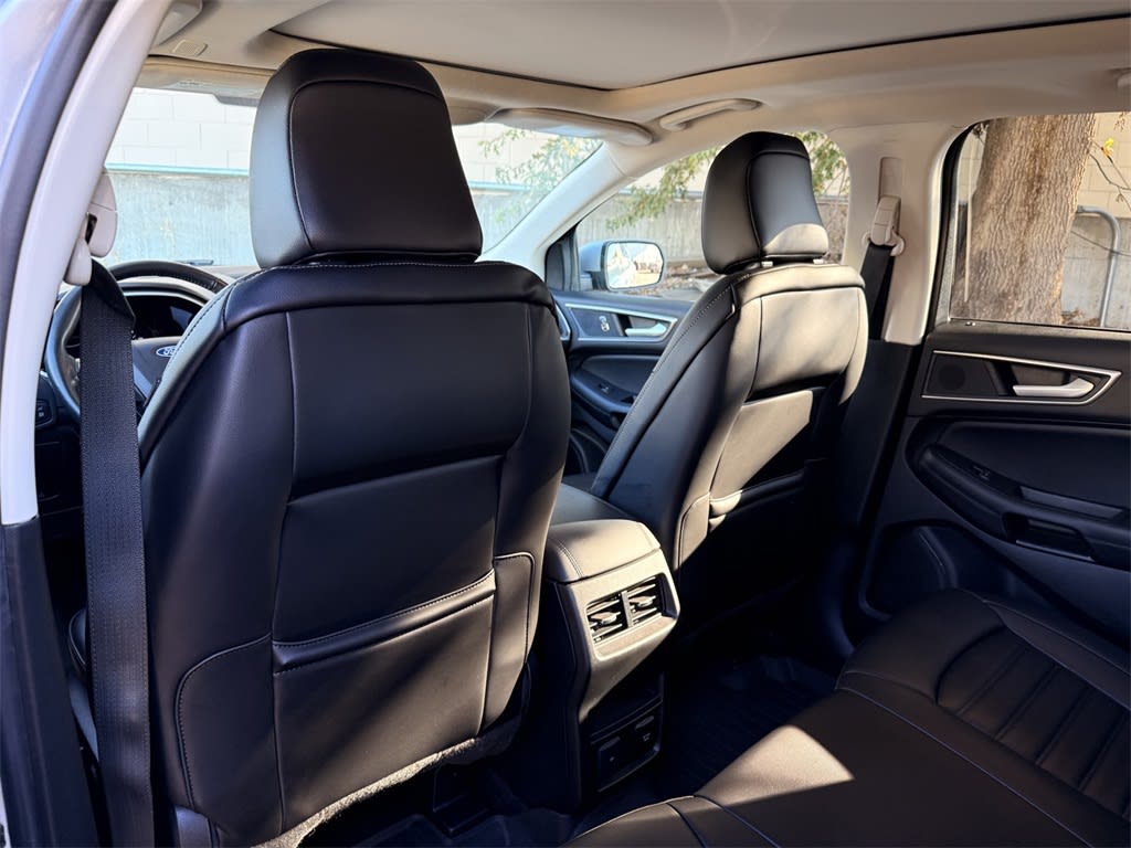 Thumbnail: 2020 Ford Edge - 13