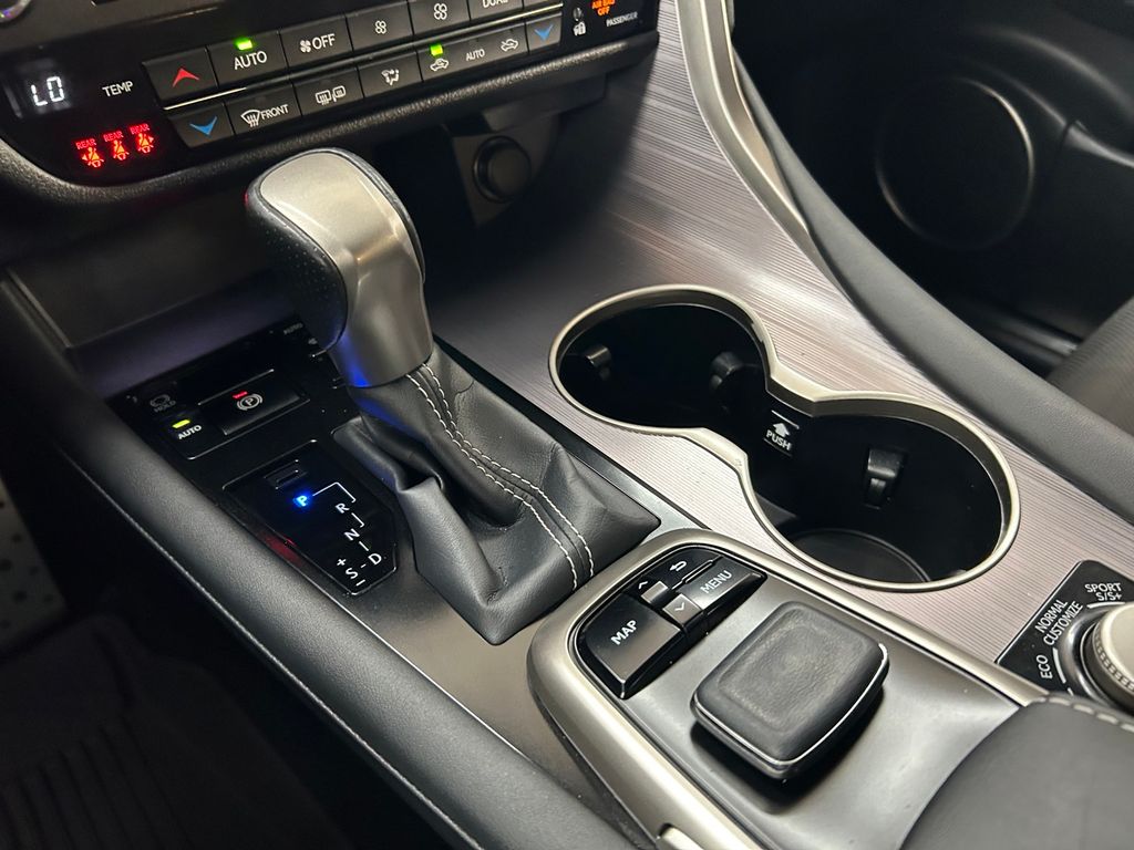 Thumbnail: 2019 Lexus RX - 15
