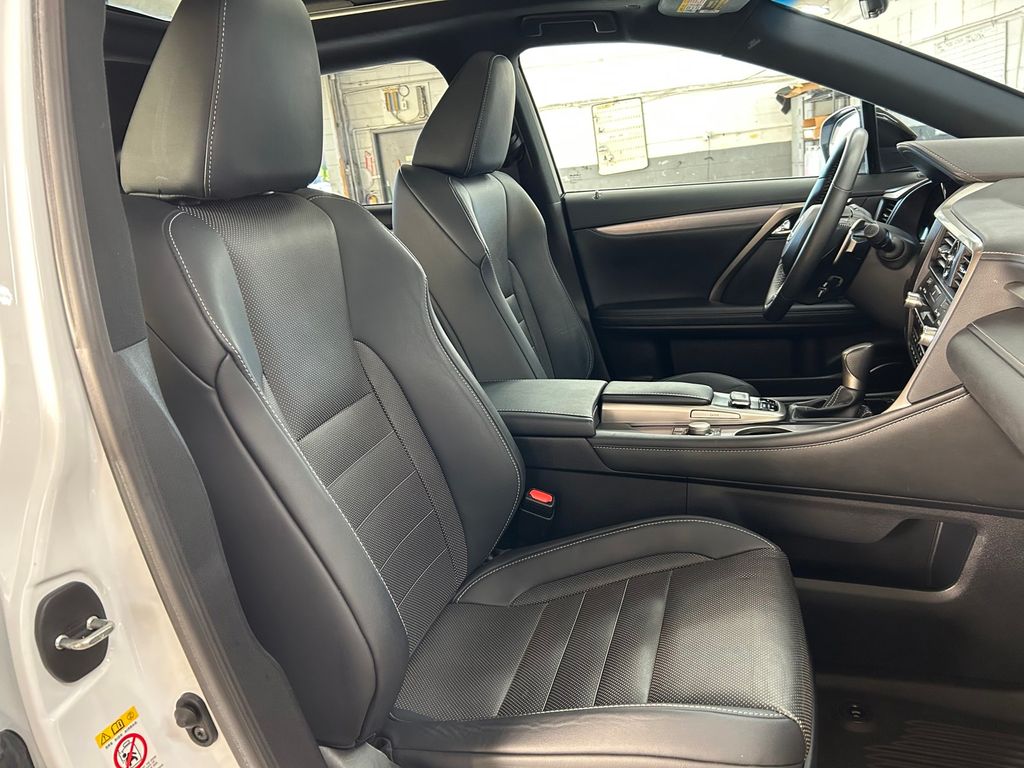 Thumbnail: 2019 Lexus RX - 11