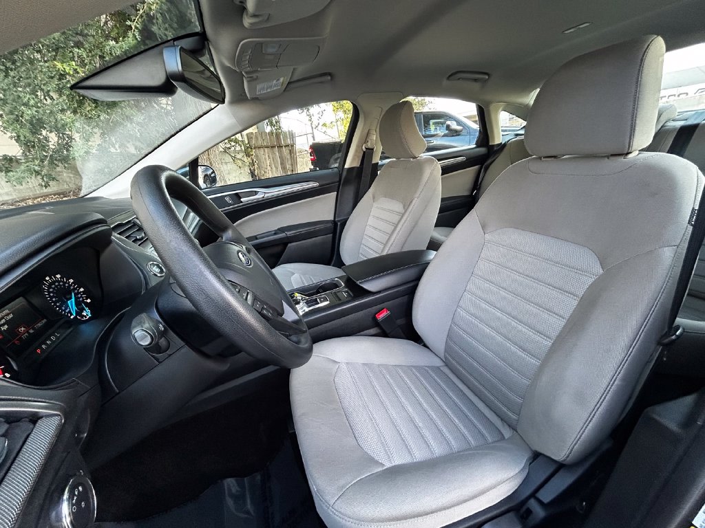 Thumbnail: 2019 Ford Fusion - 11