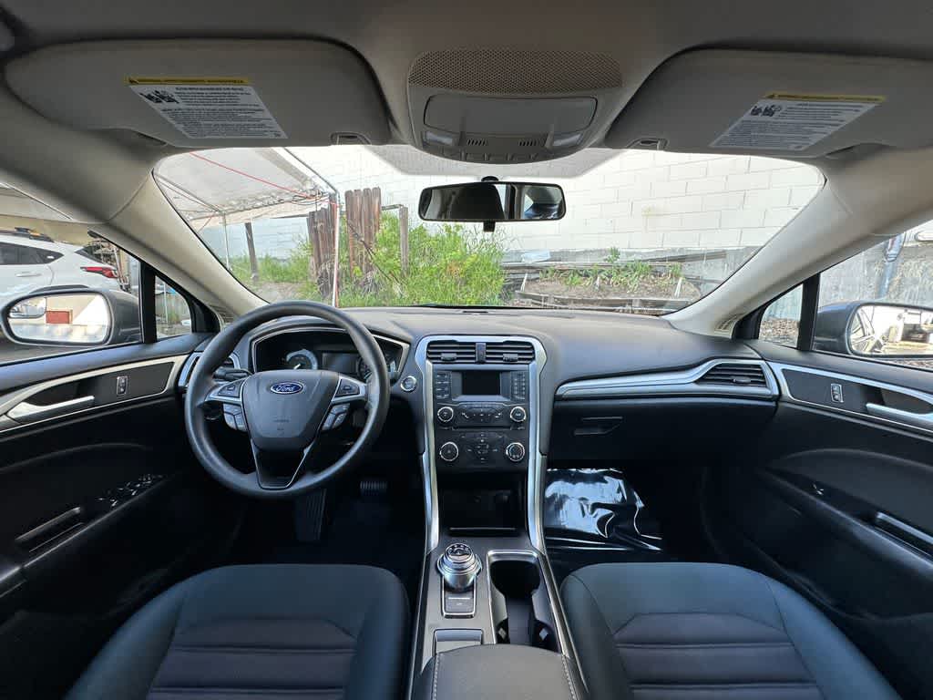 Thumbnail: 2017 Ford Fusion - 9