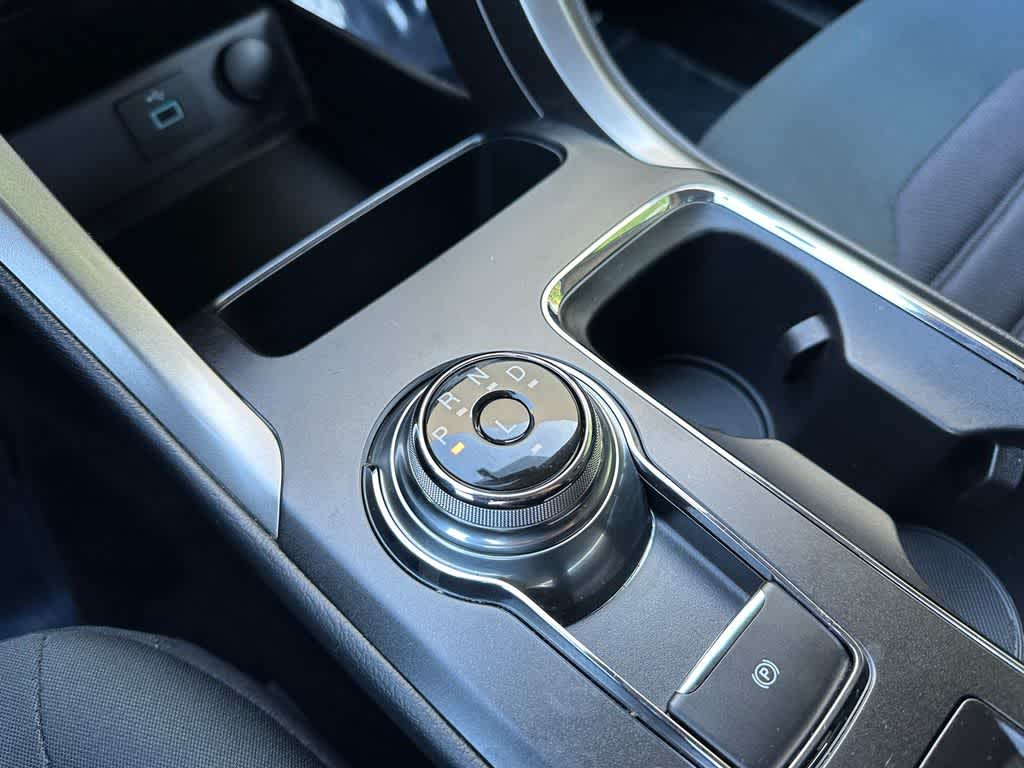 Thumbnail: 2017 Ford Fusion - 15
