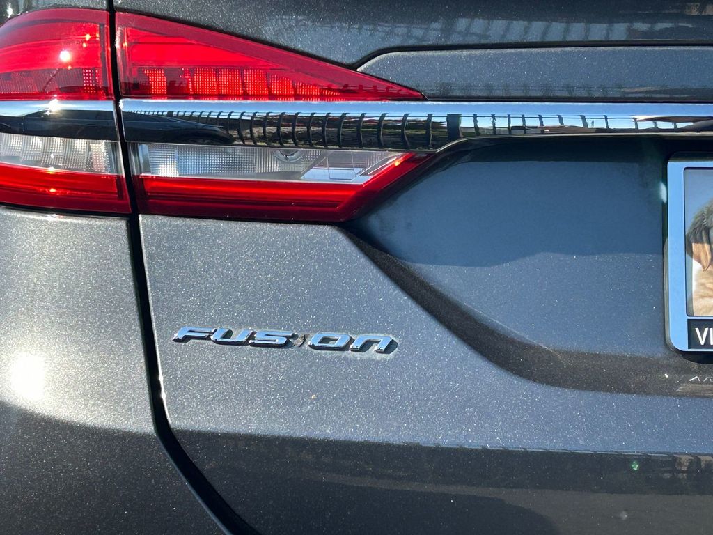 Thumbnail: 2017 Ford Fusion - 20