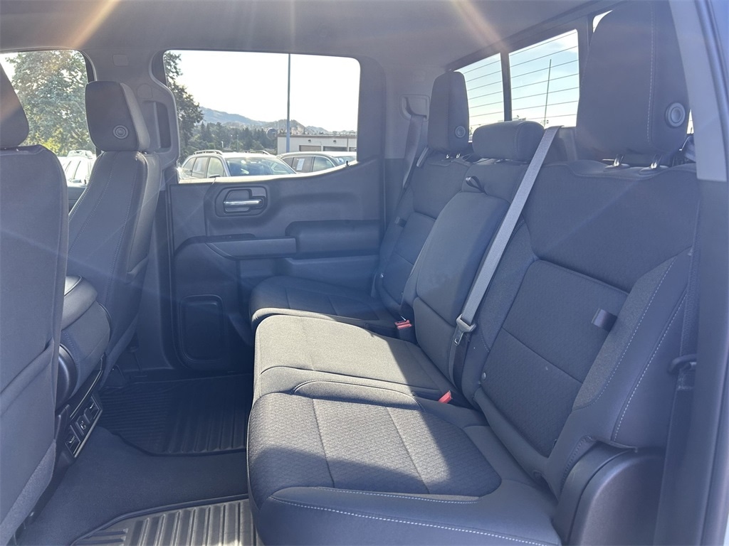 Thumbnail: 2022 Chevrolet Silverado 1500 - 19