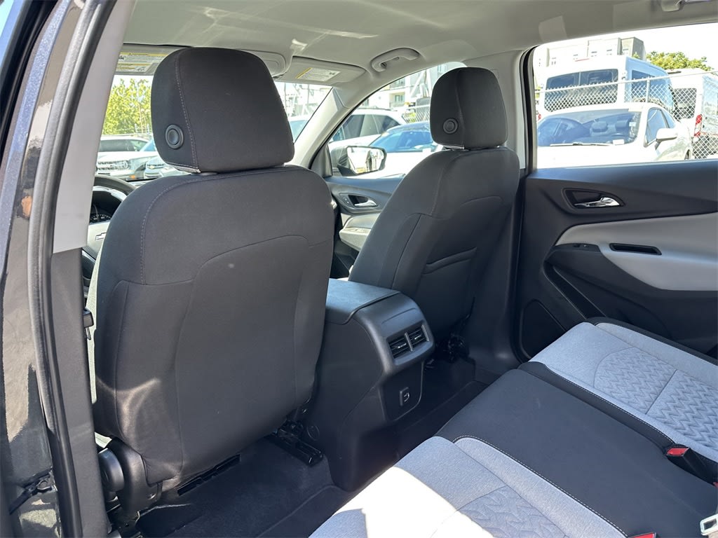 Thumbnail: 2022 Chevrolet Equinox - 12