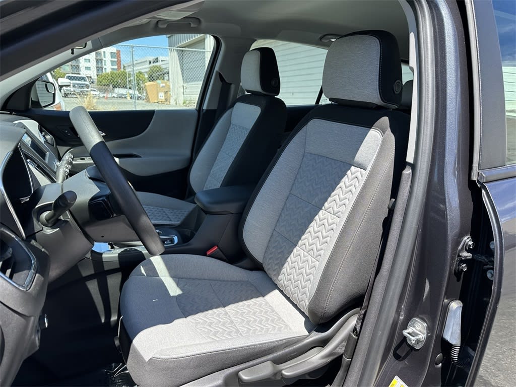 Thumbnail: 2022 Chevrolet Equinox - 11