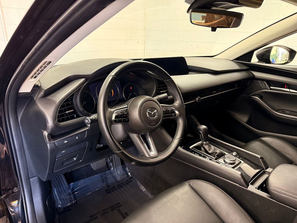 Thumbnail: 2024 Mazda Mazda3 - 2